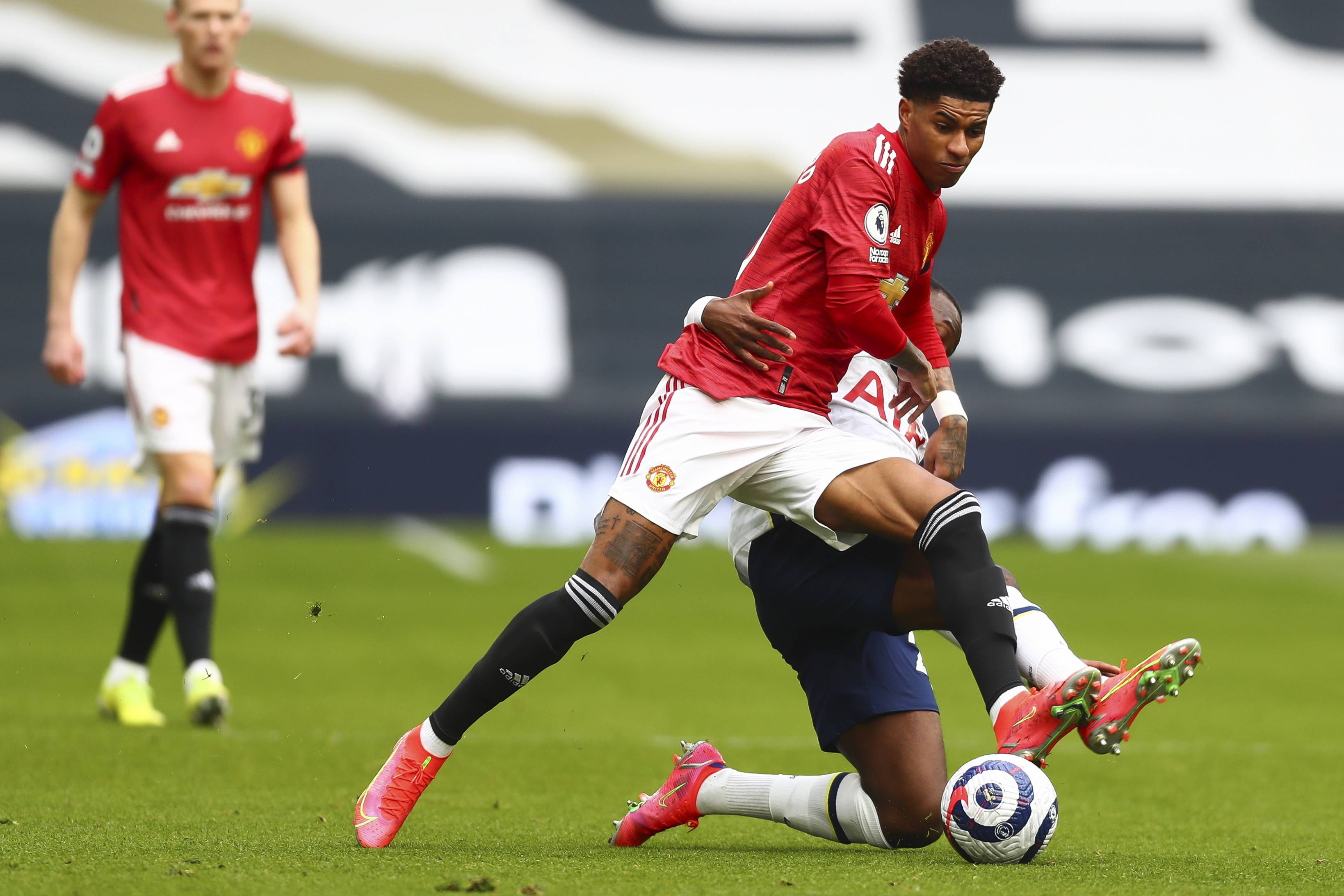 能全程随国 能全程随国